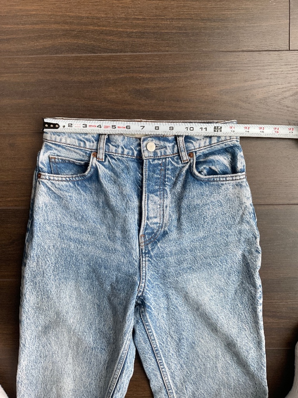 Reformation Cynthia High Rise Straight Leg Jeans - Picture 5 of 8